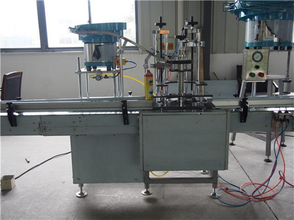 २ Head टाउको बोतल शौचालय पानी भर्ने मेसिन