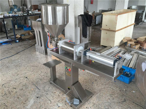 अर्ध स्वचालित एकल हेड हनी भरिने मेसिन