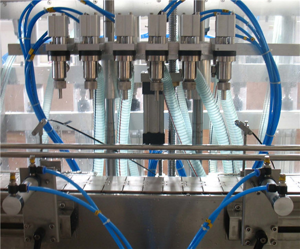 छ हेड स्वचालित तरल पदार्थ भरिने मेशीन